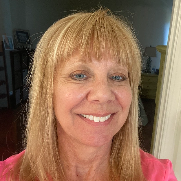 Bringing Back the Natural Color of a Dark Tooth